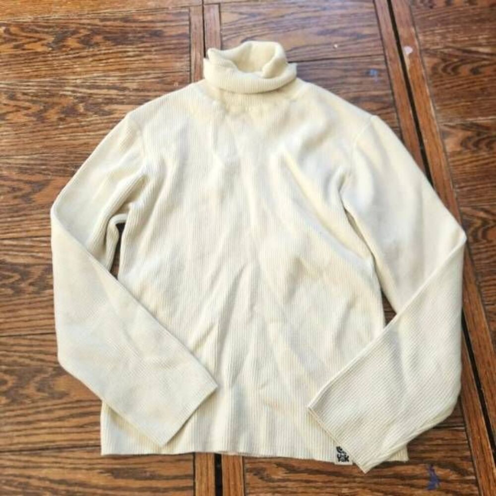Lucy&yak cream organic cotton turtleneck sz Small